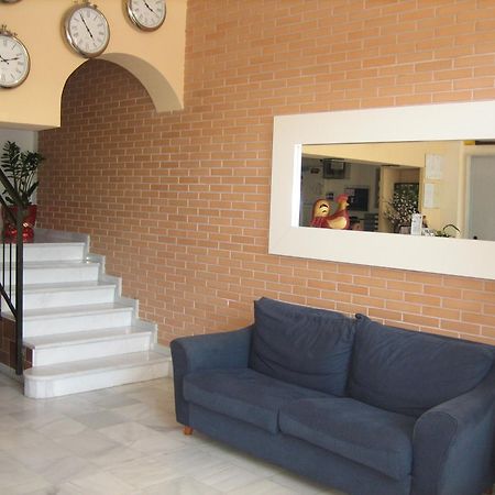 Hostal Madruga Елче Екстериор снимка
